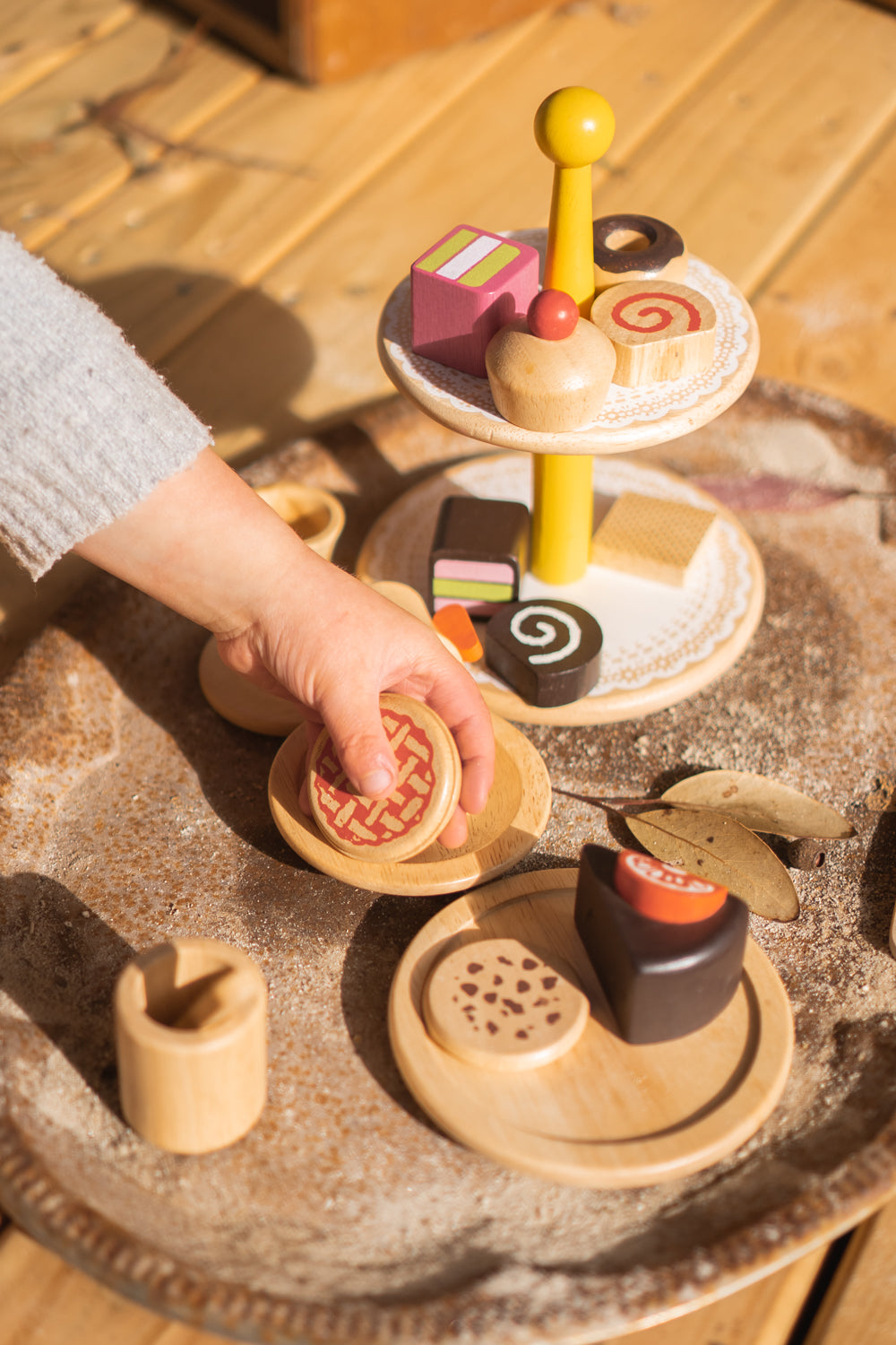 wooden-toy-cake-biscuits